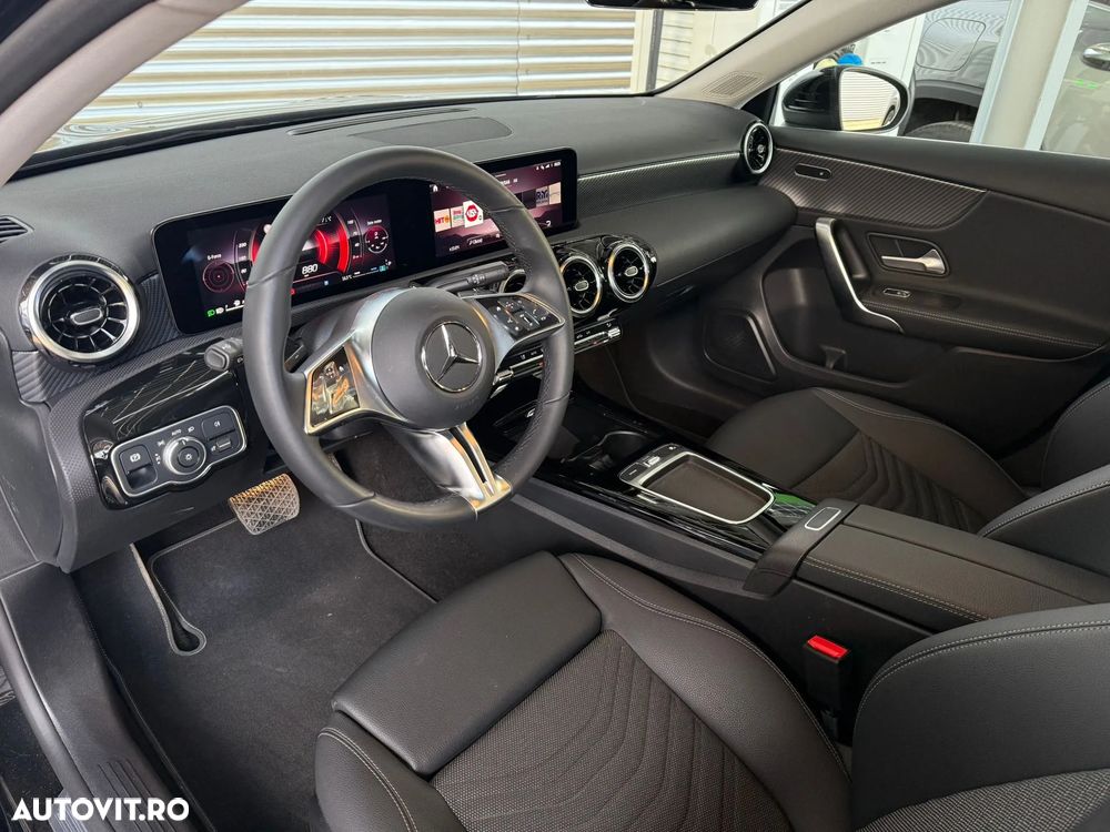 Mercedes-Benz A 180 MHEV 7G-DCT - 4