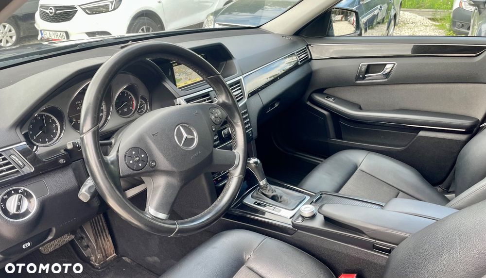 Mercedes-Benz Klasa E ver-200-kompressor-avantgarde - 4