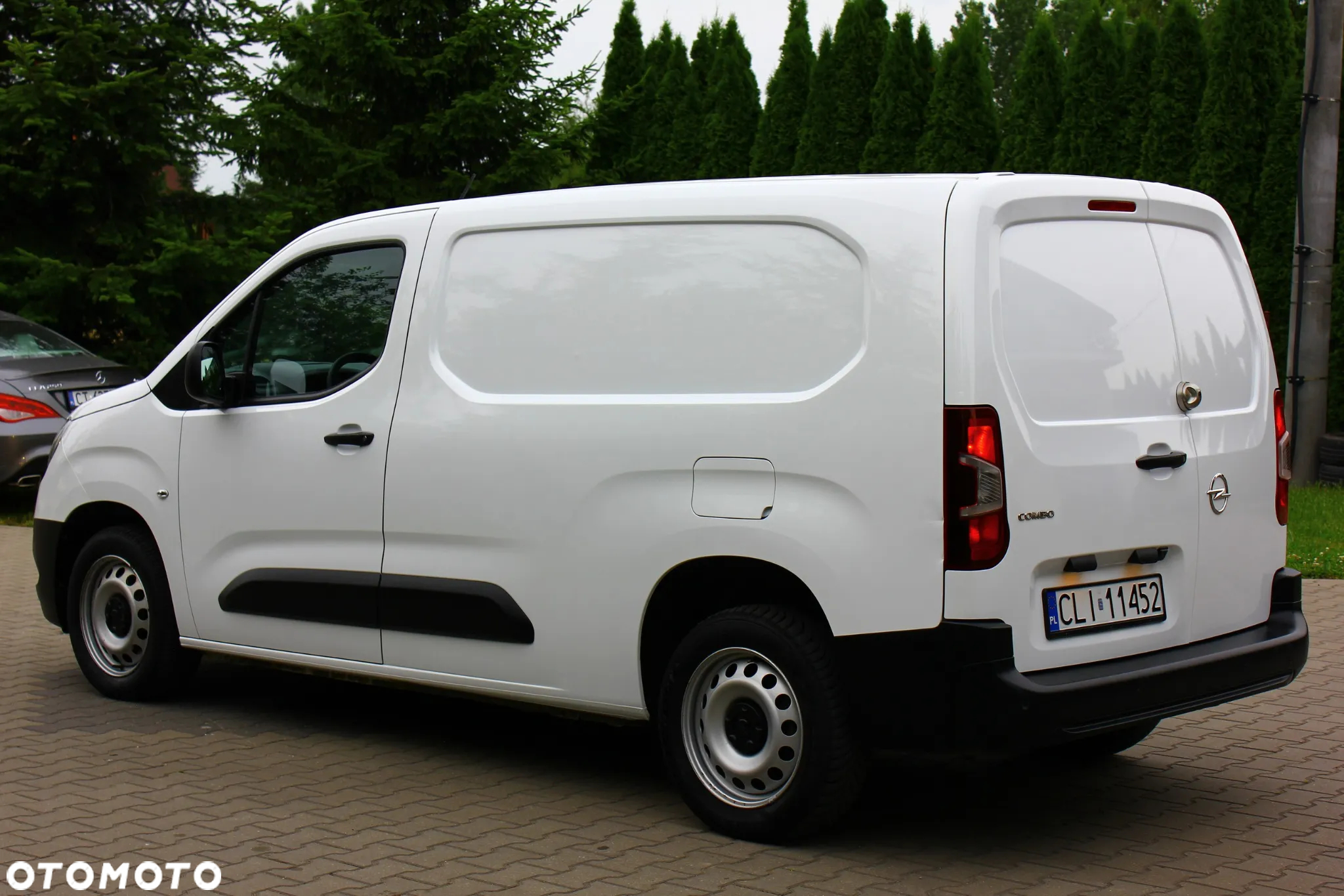 Opel Combo 1.5 CDTI 102KM LONG L2 3 OSOBOWY  NAVIGACJA KAMERA COFANIA CLIMATRONIC DWUSTREFOWY - 18