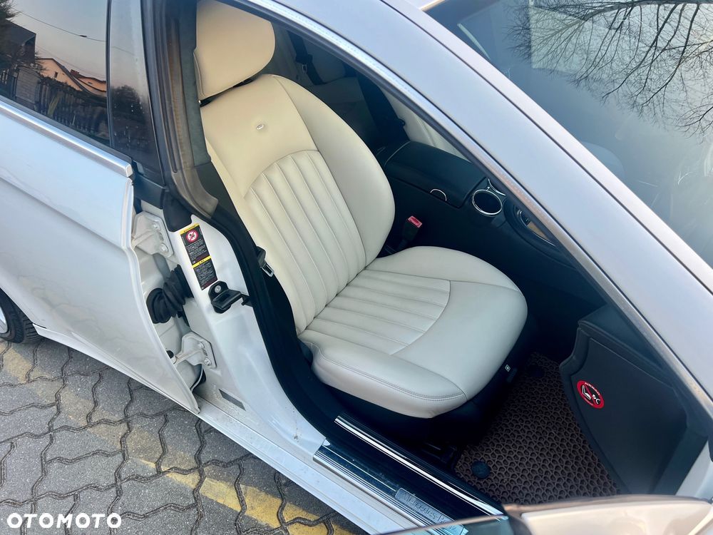 Mercedes-Benz CLS - 18
