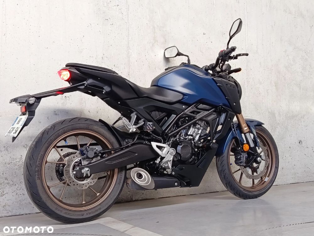 Honda CB - 18