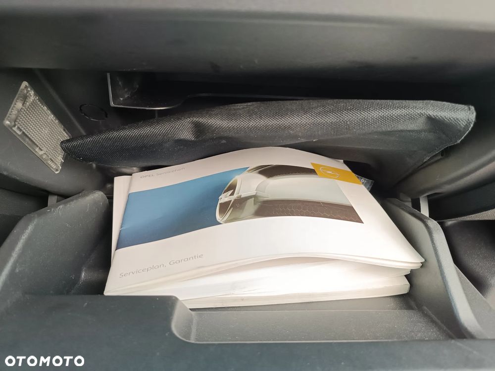 Opel Meriva - 31