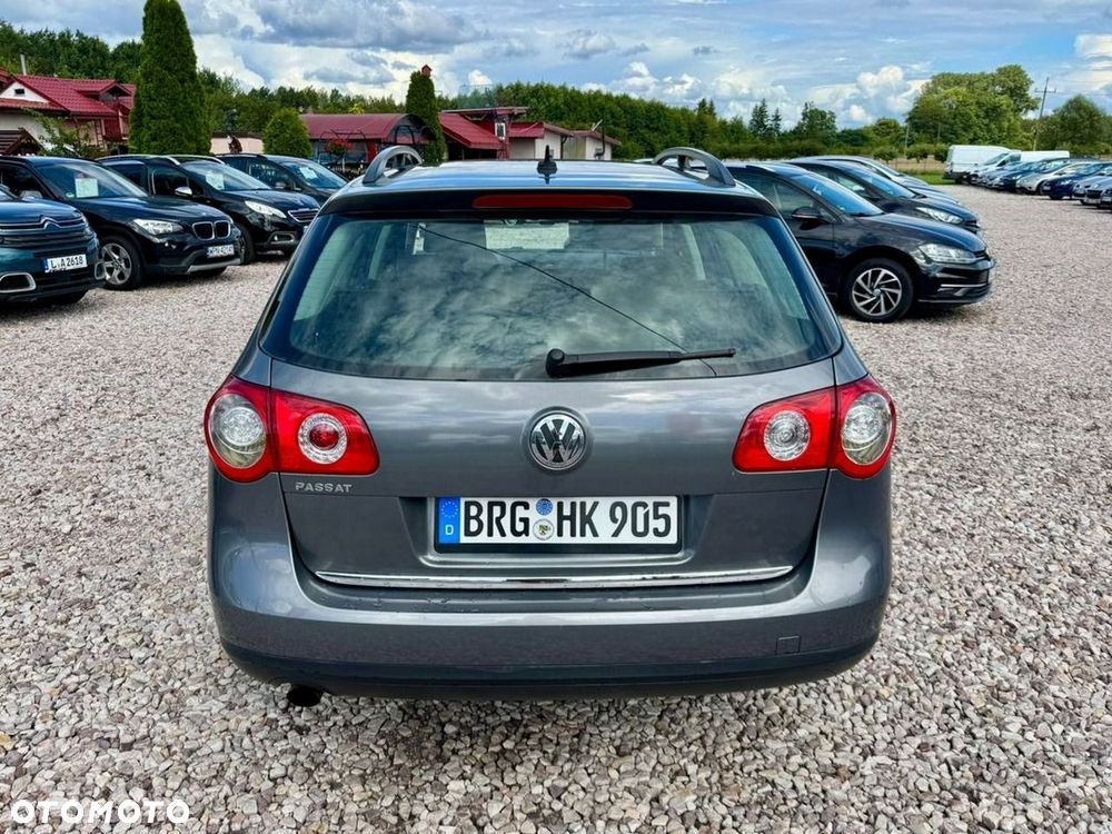 Volkswagen Passat - 13