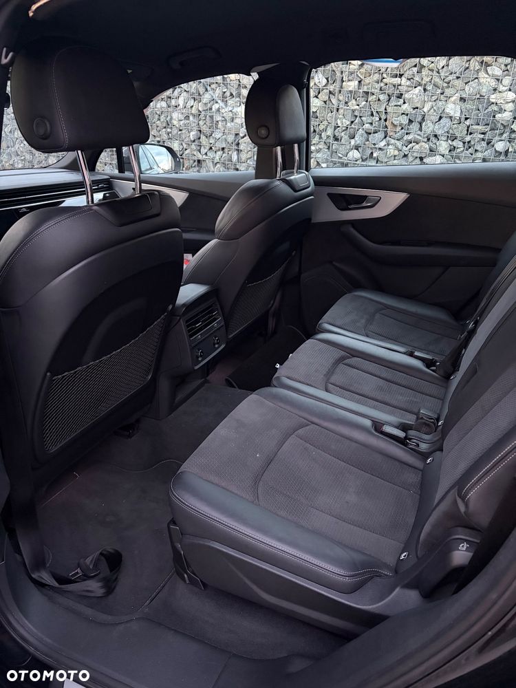 Audi Q7 45 TDI mHEV Quattro S Line Tiptr - 24