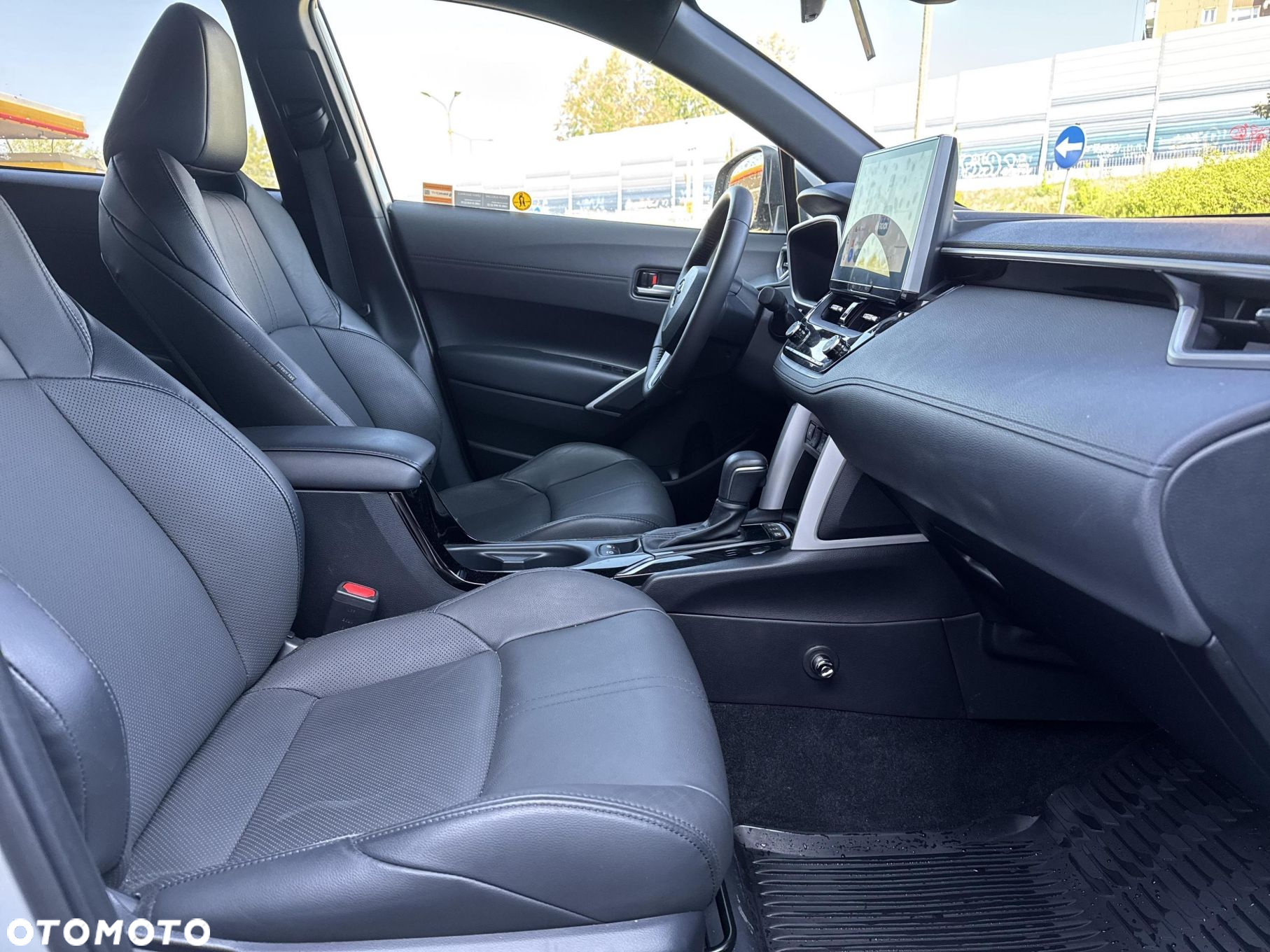 Toyota Corolla Cross - 9