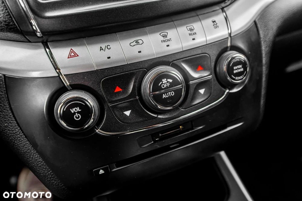 Fiat Freemont 2.0 Multijet 16V DPF Automatik Allrad Black Code - 37