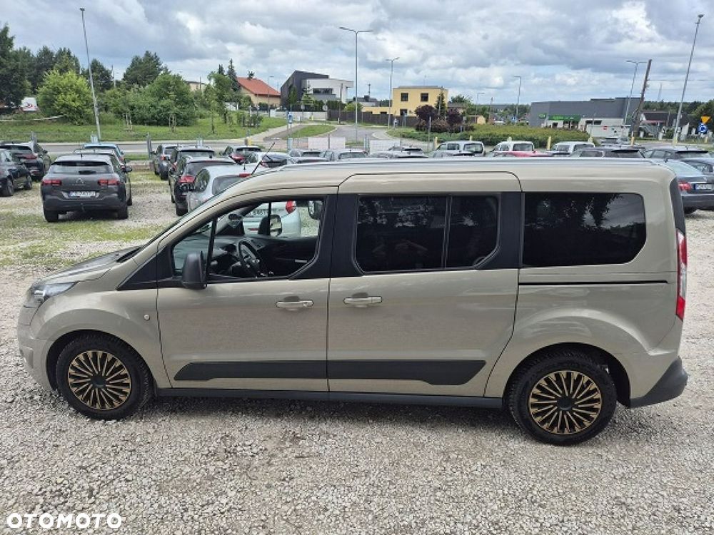 Ford Tourneo Connect Grand - 17