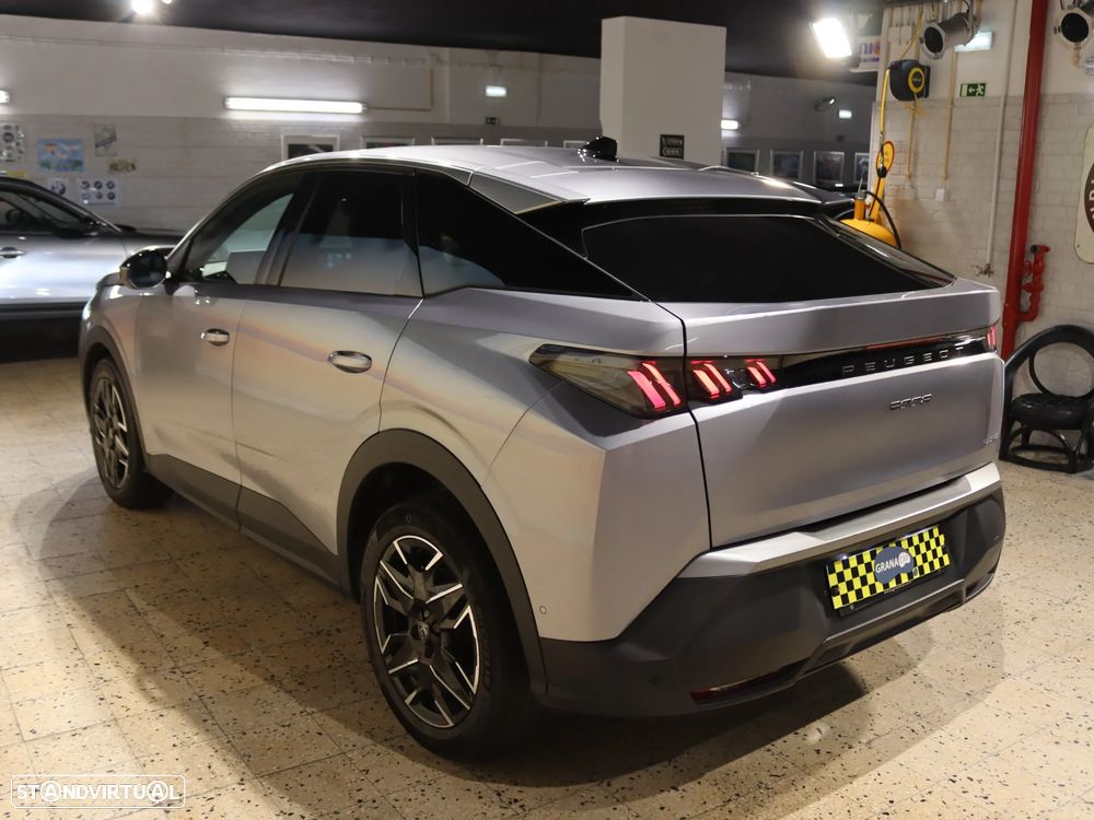 Peugeot 3008 1.2 Hybrid Allure Pack e-DCS6 - 28