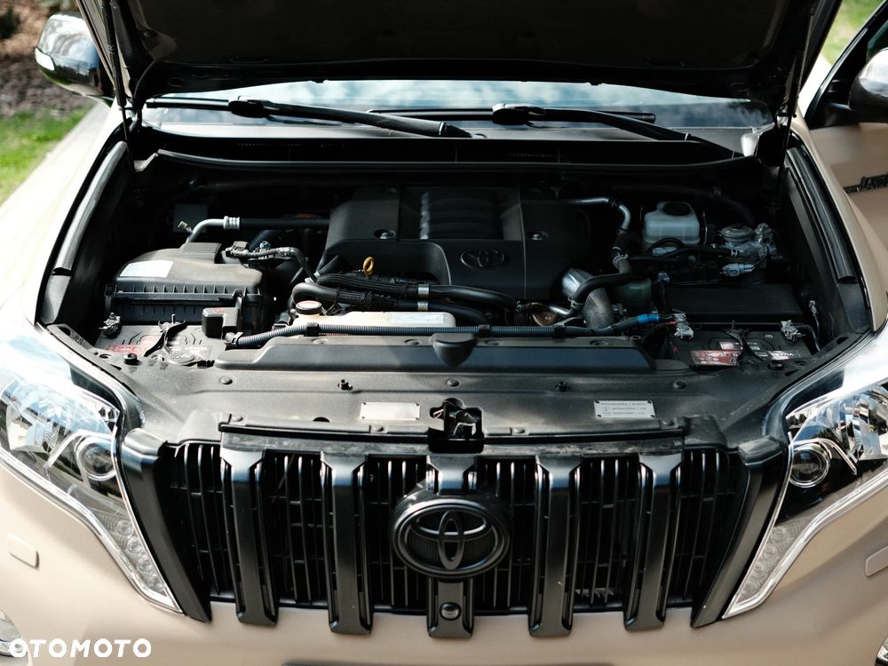 Toyota Land Cruiser LC 3.0 D-4D Premium - 22