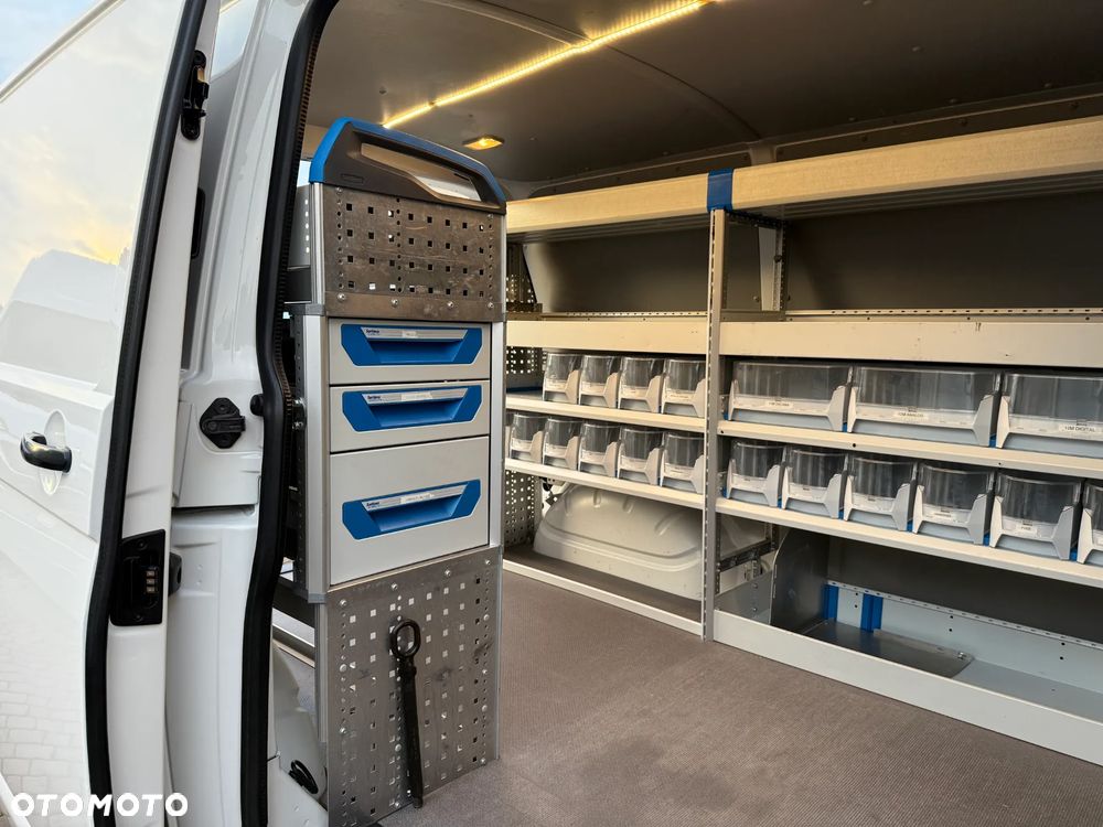 Volkswagen Transporter T6 L1H1 Warsztat SORTIMO - 35