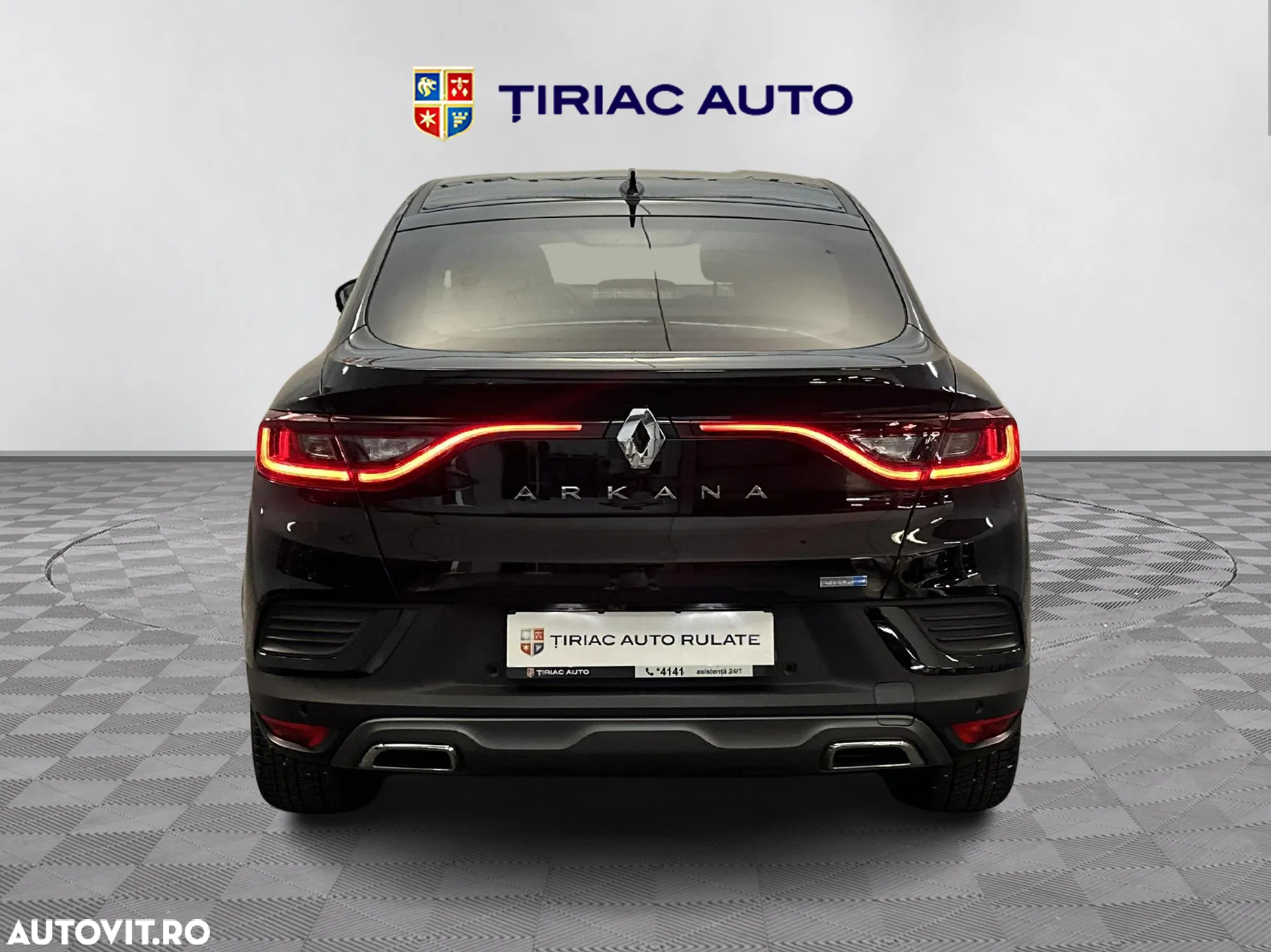 Renault Arkana E-TECH Hybrid RS Line - 4