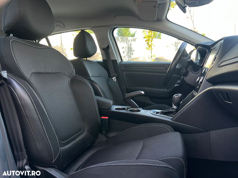 Renault Megane Estate 1.5 dCI EDC Intens - 8