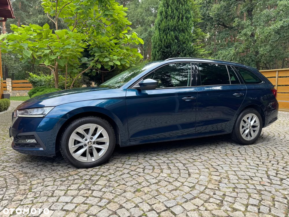 Skoda Octavia 2.0 TDI Ambition DSG - 2