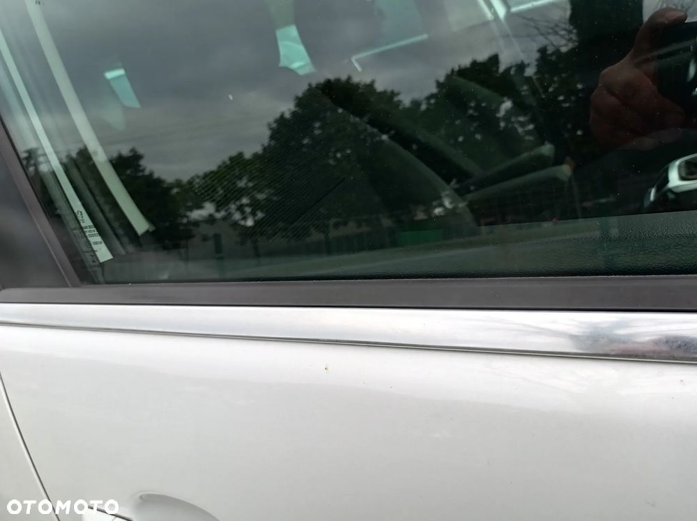 UWAGA ! 2017 PEUGEOT 5008 BENZYNA 131PS KLIMATRONIC NAVI ALU18 MALE KM I WLASC PL - 14