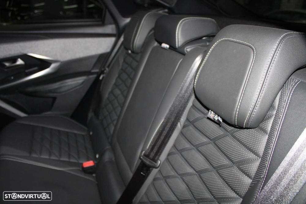Peugeot E-3008 73 kWh GT - 15