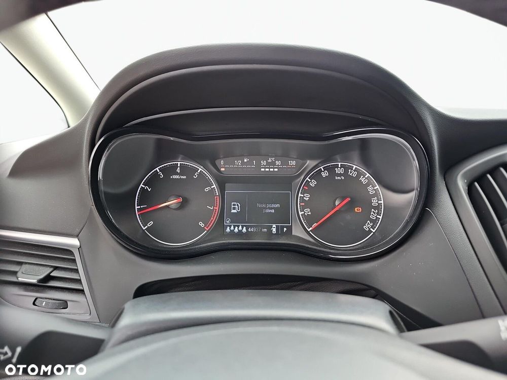 Opel Zafira - 11