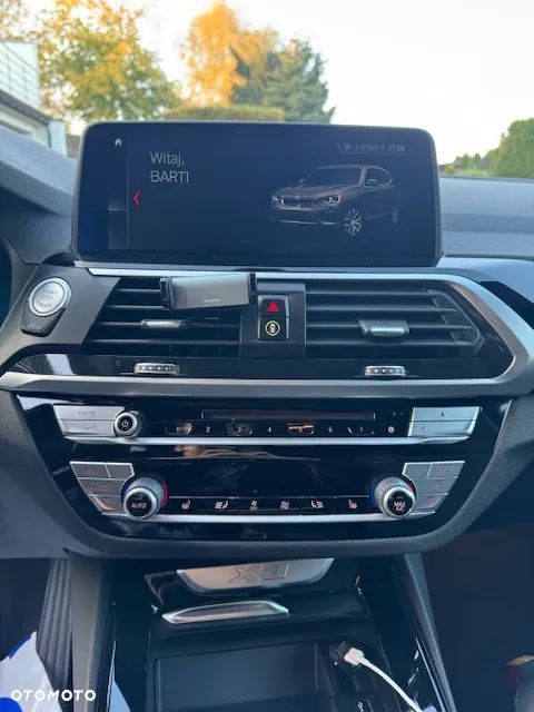 BMW X3 xDrive30i GPF Luxury Line - 29