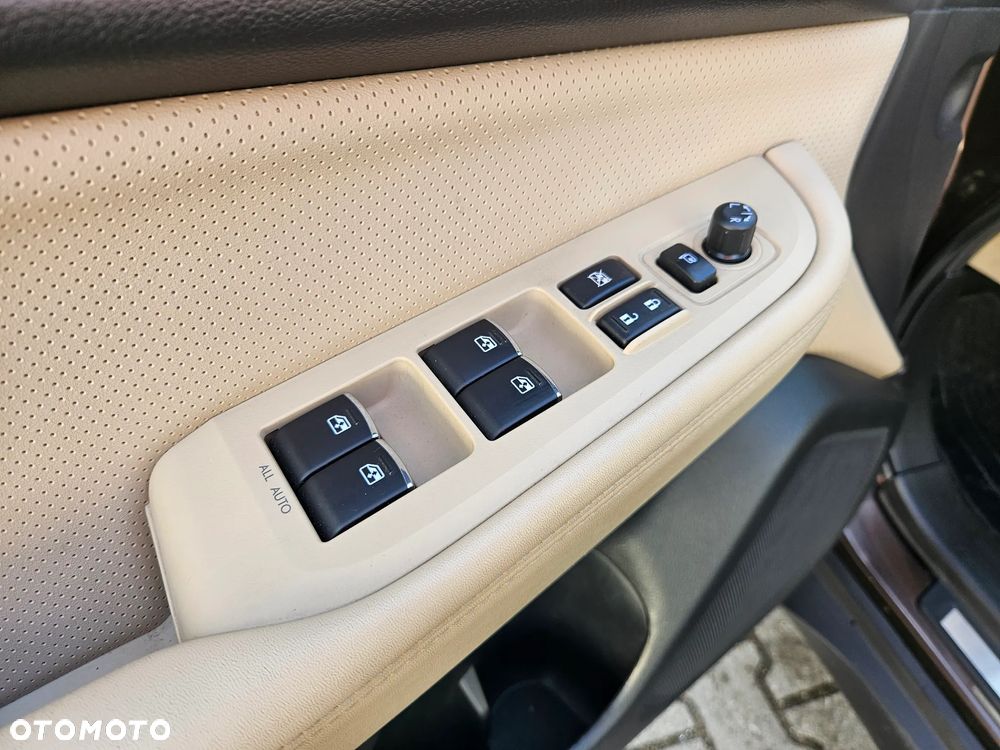 Subaru Outback 2.5i Exclusive (EyeSight) Lineartronic - 8