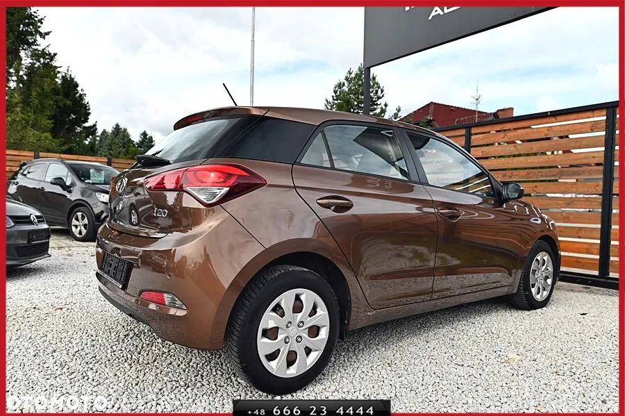 Hyundai i20 1.2 Elegant - 12