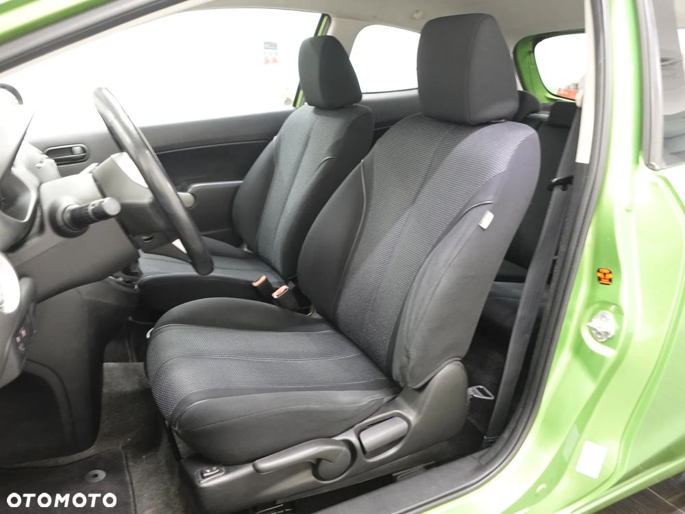 Mazda 2 - 22