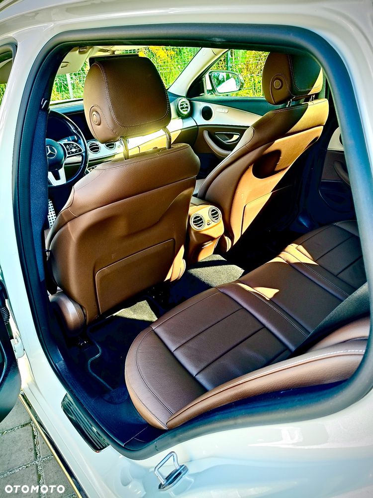 Mercedes-Benz Klasa E 300 de 9G-TRONIC Avantgarde - 9