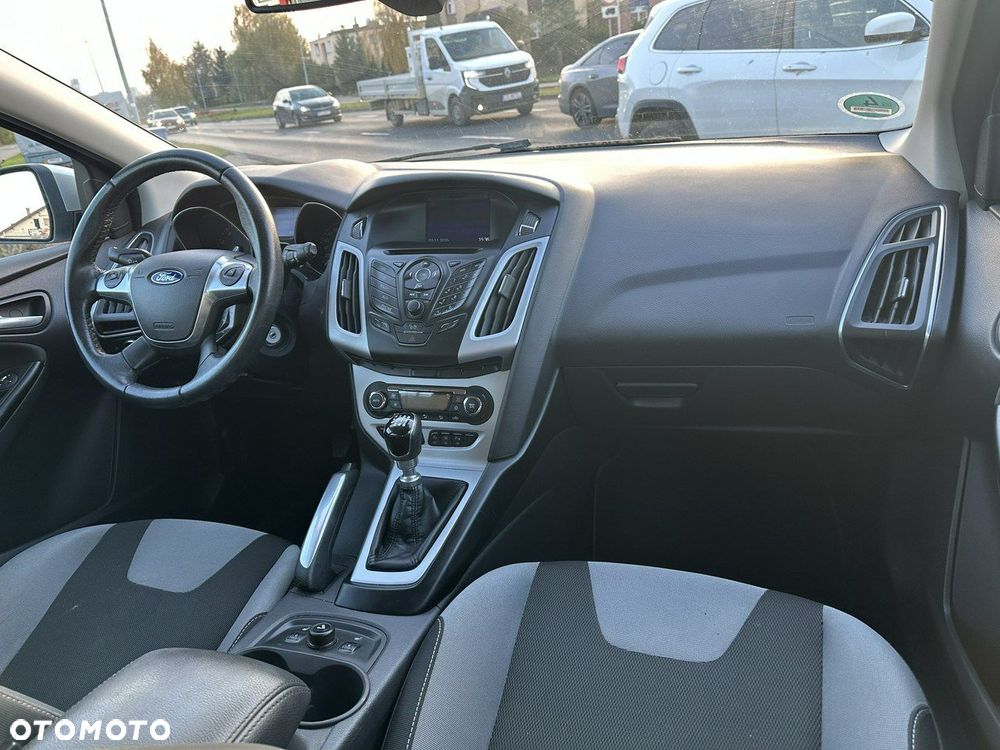 Ford Focus 1.0 EcoBoost Start-Stopp-System Champions Edition - 9