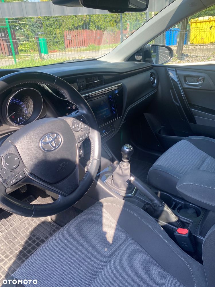 Toyota Auris 1.2 Turbo Edition-S - 9