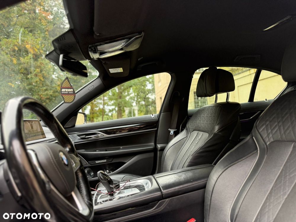 BMW Seria 7 740d xDrive - 10