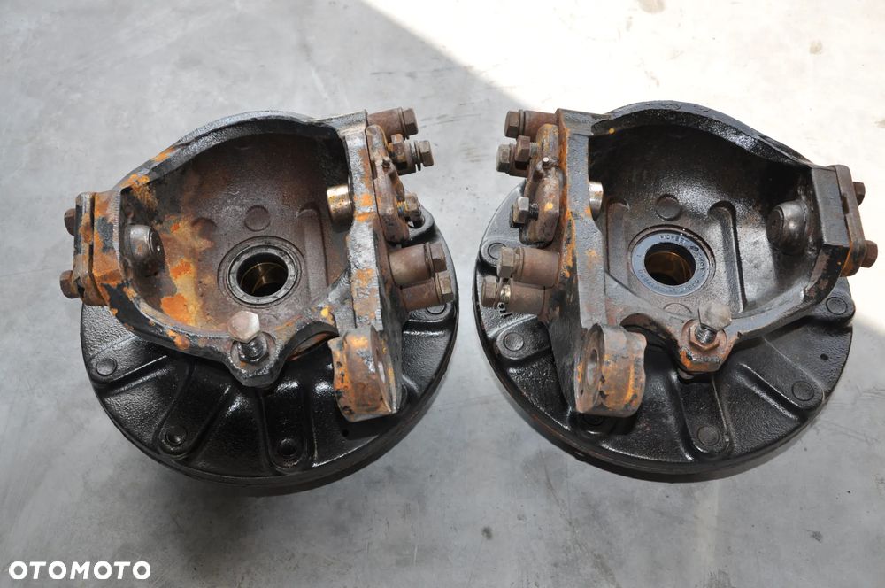 ZWOLNICA ZWROTNICA PRZÓD MASSEY FERGUSON 7480 6485 6480 NR 16B6 / 11362 / 11363 - 1