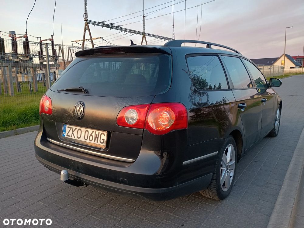 Volkswagen Passat 1.9 TDI Comfortline - 1