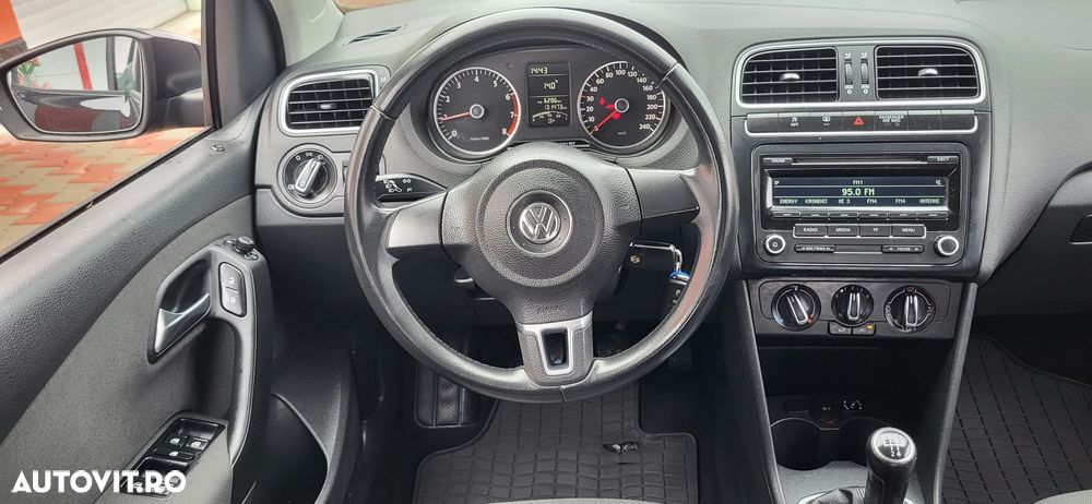 Volkswagen Polo - 30