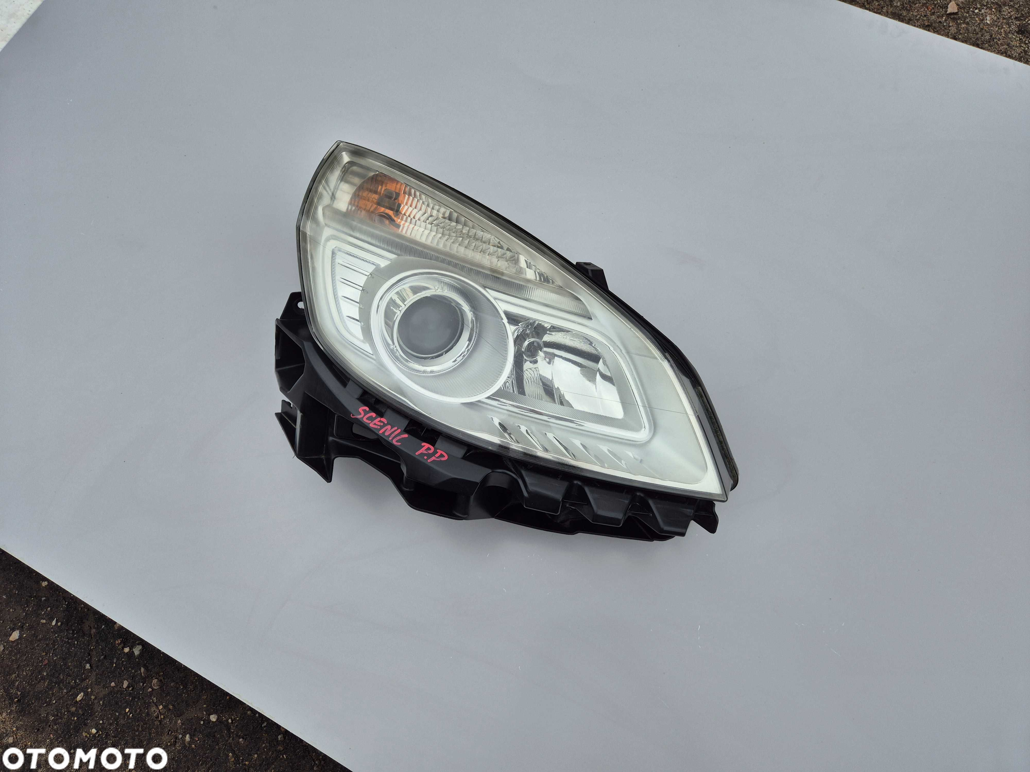 Prawa Przednia Lampa Reflektor Renault SCENIC II LIFT 06r- Europa - 4