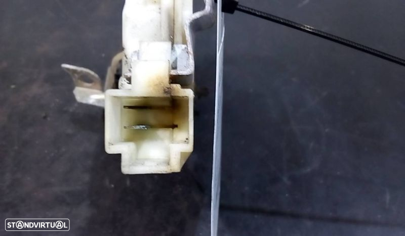 Fecho Da Porta Trás Dto Nissan Almera Ii (N16) - 3