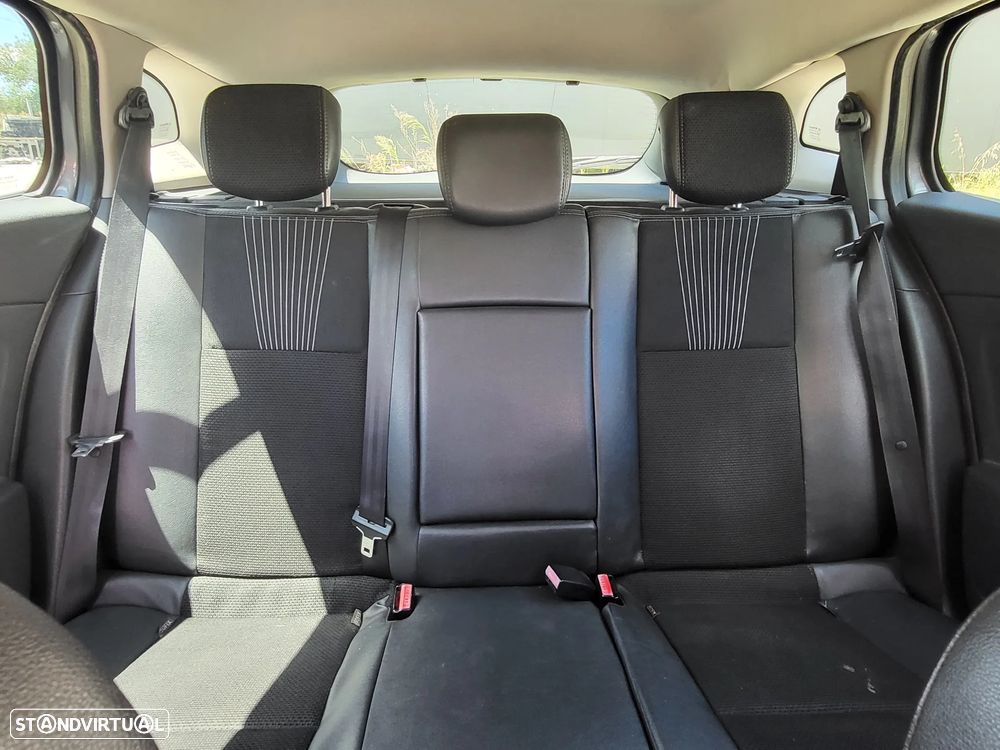 Renault Mégane Sport Tourer 1.5 dCi Dynamique - 9