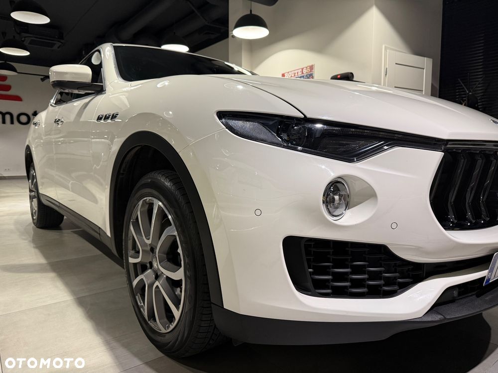 Maserati Levante - 4