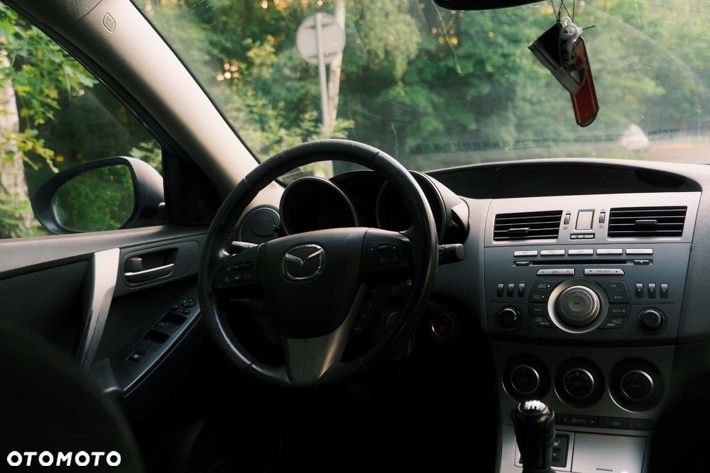 Mazda 3 2.0 Sport - 14