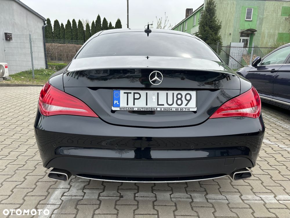 Mercedes-Benz CLA 220 CDI 7G-DCT AMG Line - 5