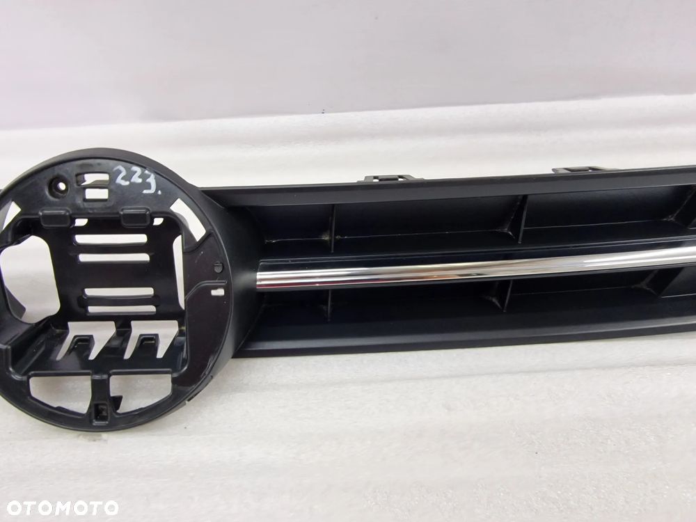 VW POLO 2G 2G0 17- ATRAPA / GRILL PRZEDNI PRZÓD , NR 2G0853651L / 2G0853653L , NR AUKCJI GR223 - 6