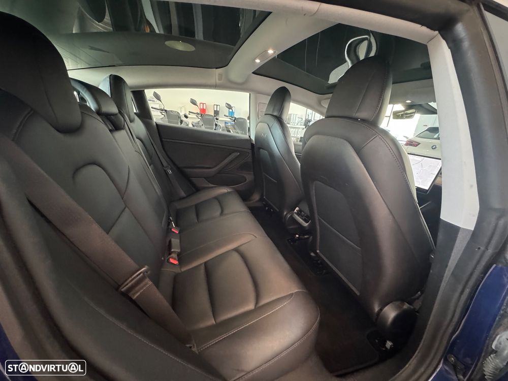 Tesla Model 3 Long-Range Dual Motor AWD - 11