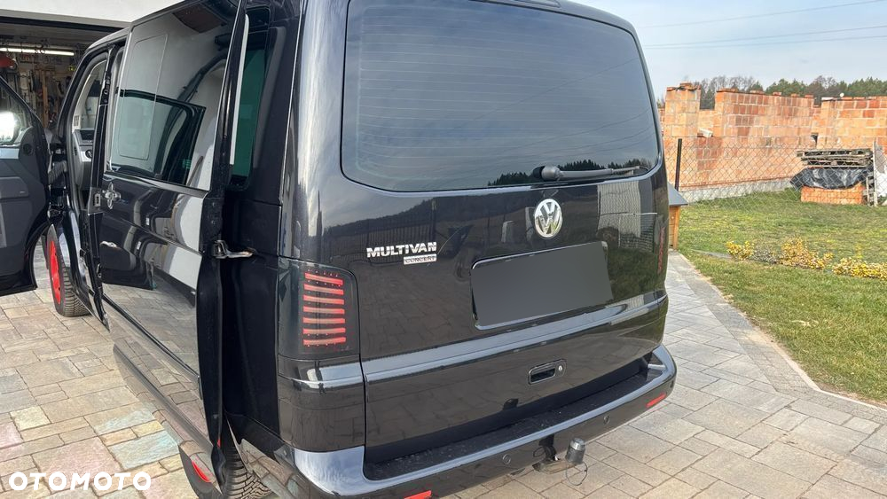 Volkswagen Multivan - 7