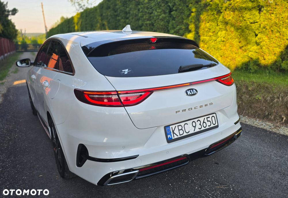 Kia ProCeed 1.5 T-GDI OPF GT LINE - 16