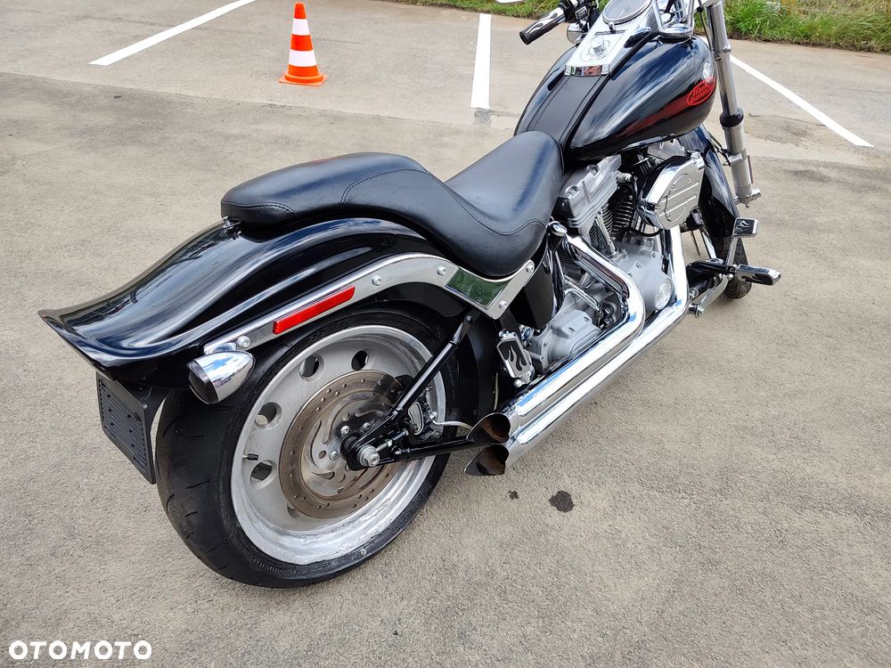 Harley-Davidson Softail Standard - 19