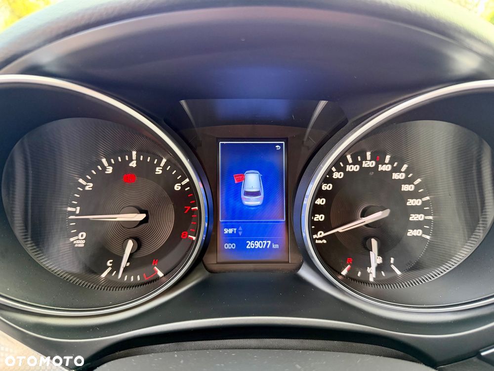 Toyota Avensis Touring Sports 1.8 Edition S+ - 21