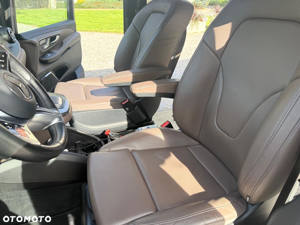 Mercedes-Benz Klasa V 300 d 9G-Tronic Exclusive (długi) - 11