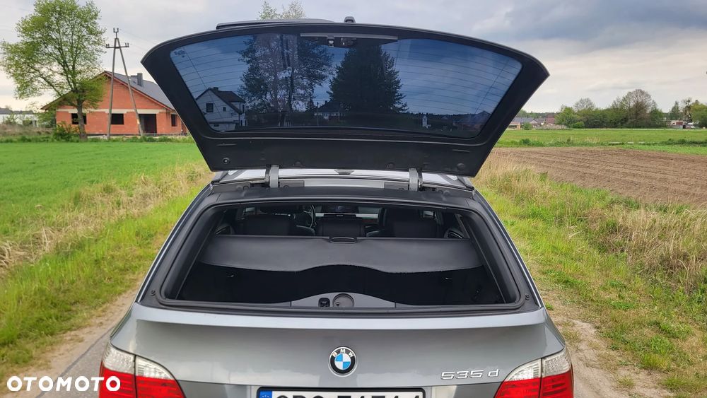 BMW Seria 5 535d - 24