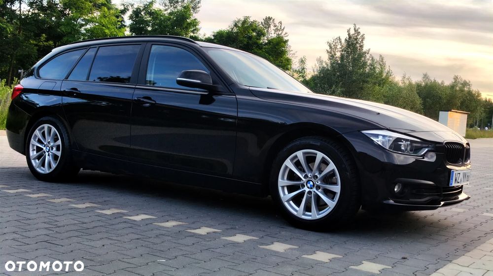 BMW Seria 3 318d Edition Luxury Line Purity - 30