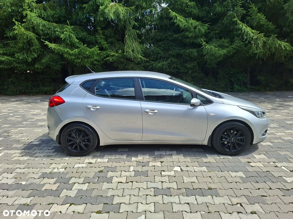 Kia Ceed 1.4 S - 6