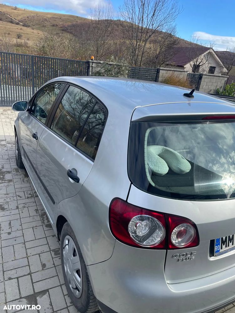 Volkswagen Golf Plus 1.9 TDI Comfortline - 10