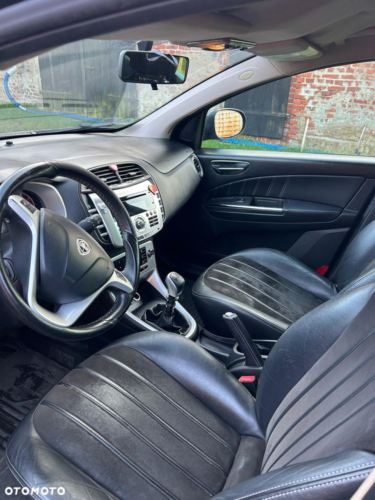 Lancia Delta 1.4 T-Jet Steel - 10