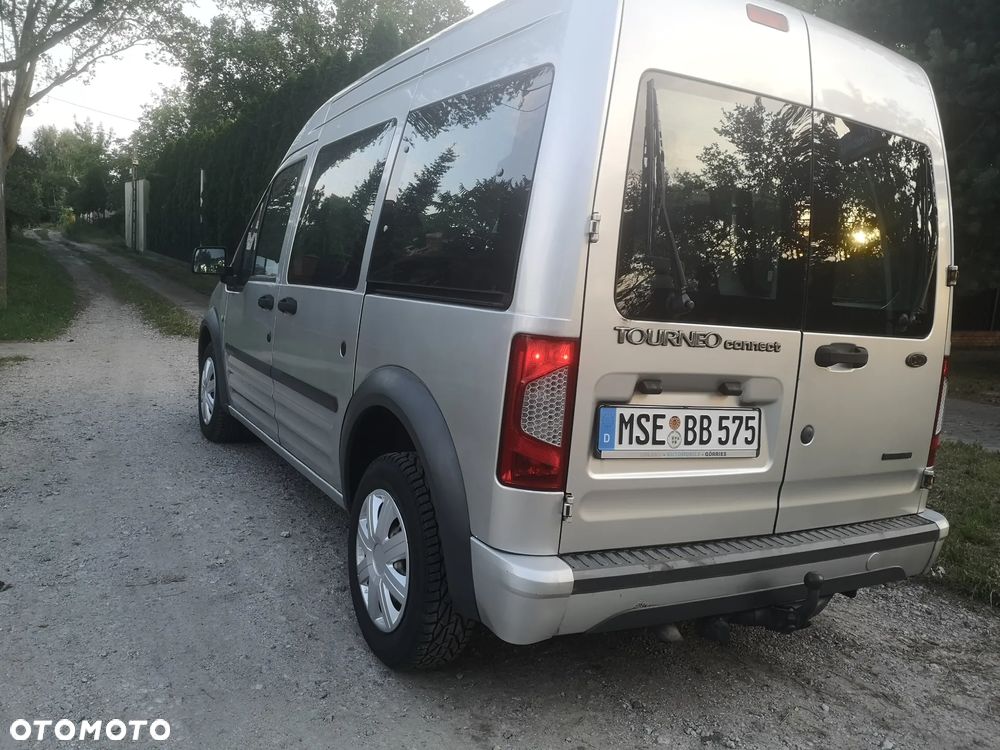 Ford Tourneo Connect - 5